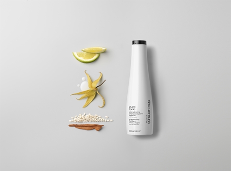 Shu Uemura Izumi Tonic champú densificador para dar fuerza al cabello