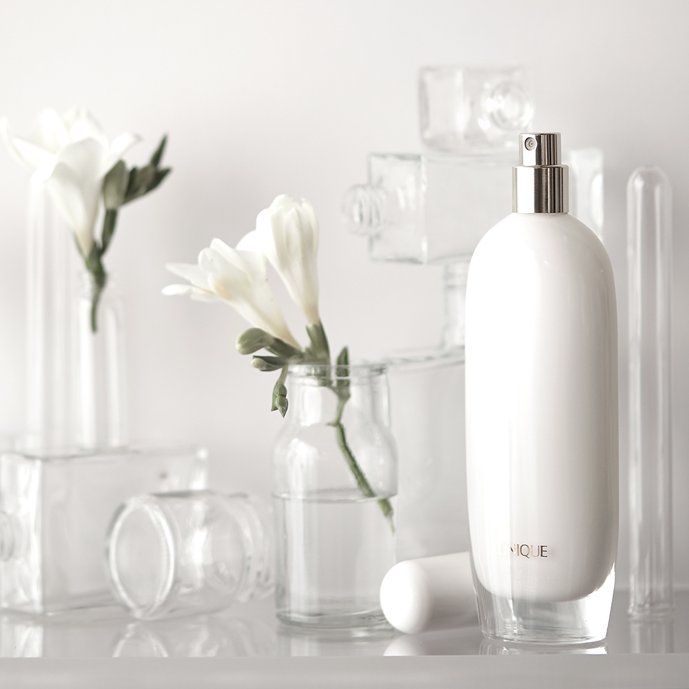 Clinique Aromatics in White woda perfumowana dla kobiet | notino.pl