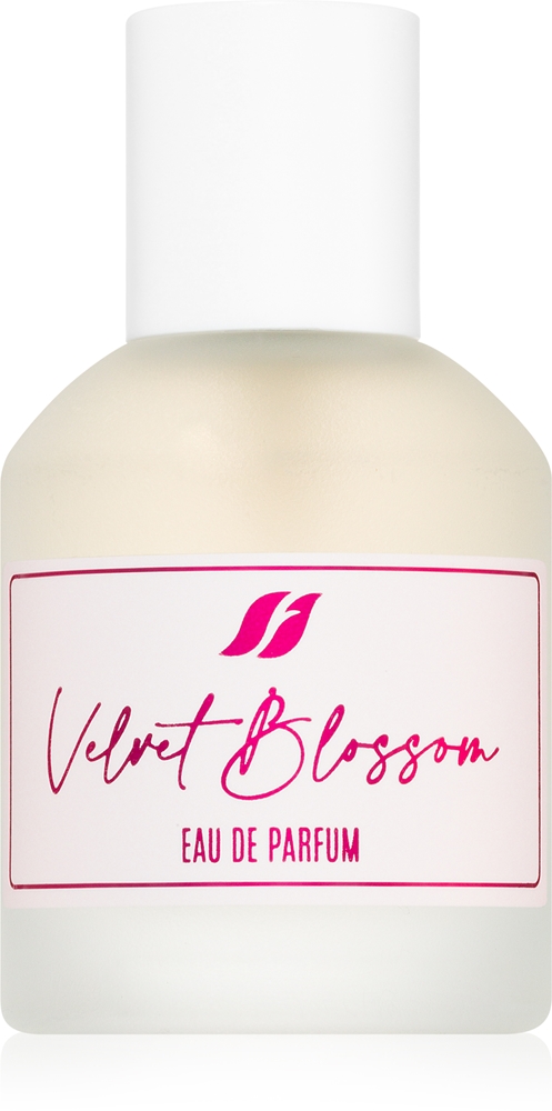 Farmasi Velvet Blossom