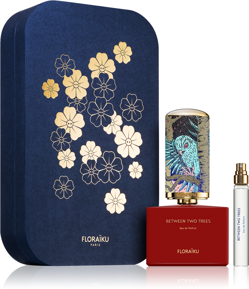 Floraïku Between two trees