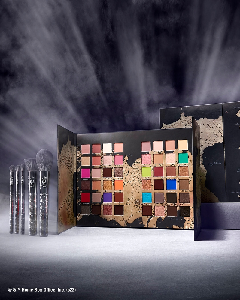 Makeup Revolution X Game Of Thrones Westeros Map Eyeshadow Palette
