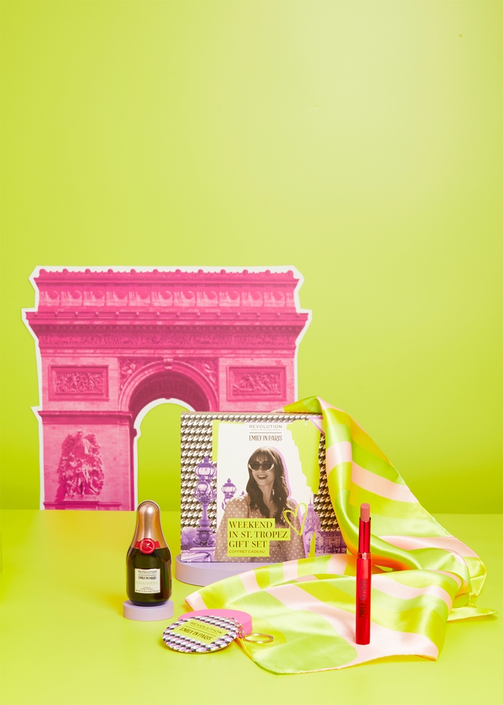 Emily In Paris Læbepomade Gavesæt 5 x 4g Raspberry + Matcha + Mint + 2 x Vanilla