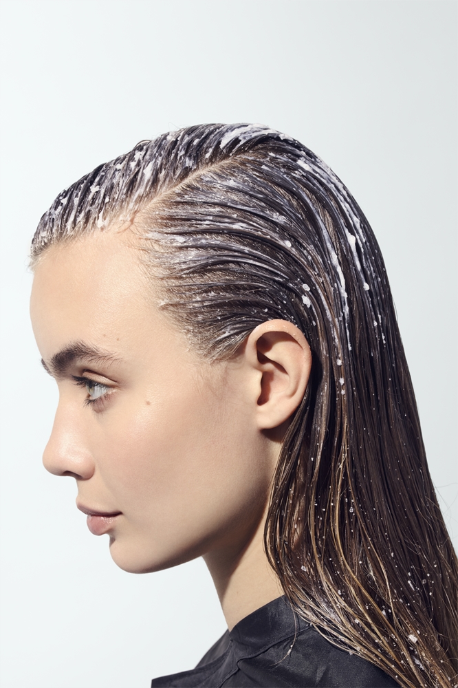 Scalp Detoxifying Scrub main image 1