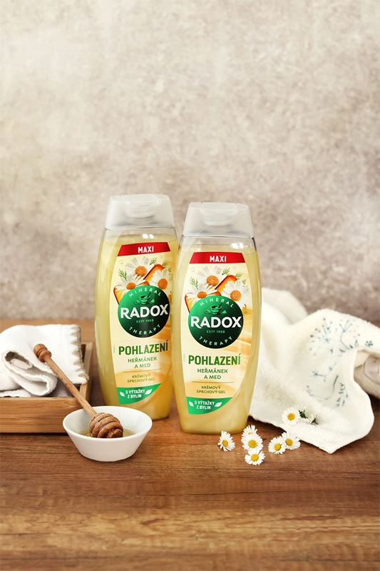 Radox Mineral Therapy Creamy Shower Gel Notino co uk radox-mineral-therapy-creamy-shower-gel-notino-co-uk