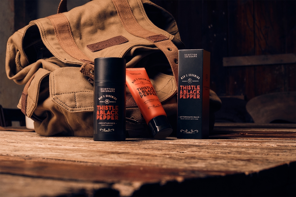 Крем для лица мужской Scottish Fine Soaps Thistle Black Pepper дневной, с гиалуроновой кислотой, 75 мл / 100 мл — фото 2