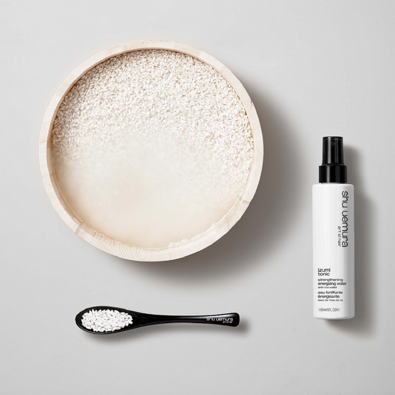 Несмываемый кондиционер-спрей для волос Shu Uemura Izumi Tonic восстанавливающий, против ломкости, 45 мл / 150 мл — фото 4