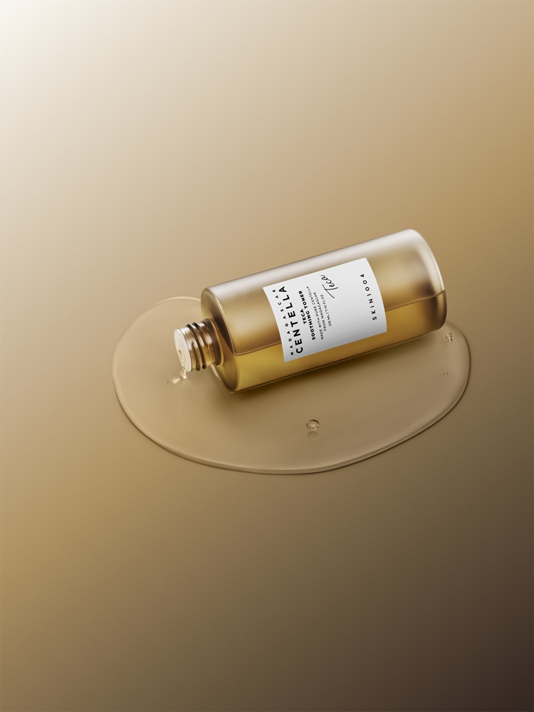 Тоник для лица SKIN1004 Madagascar Centella Teca Soothing Toner успокаивающий, с центеллой, 210 мл — фото 8