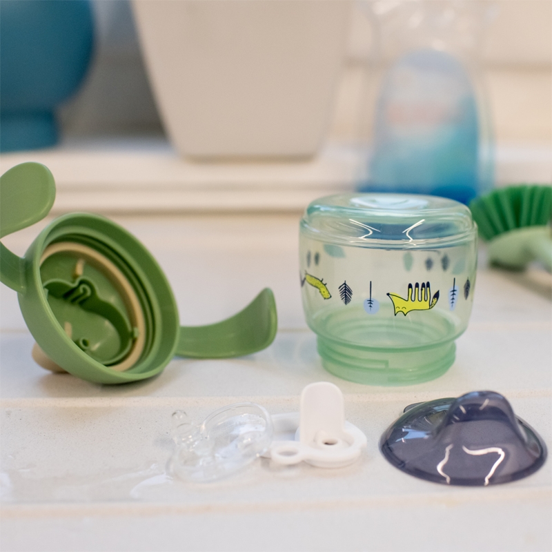 Tommee Tippee Superstar 4m+ hrnek pro děti | notino.cz