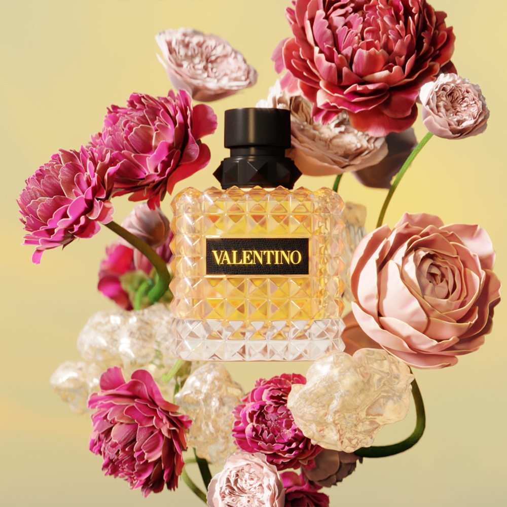 Valentino Born In Roma Yellow Dream Donna eau de parfum for women notino.co.uk