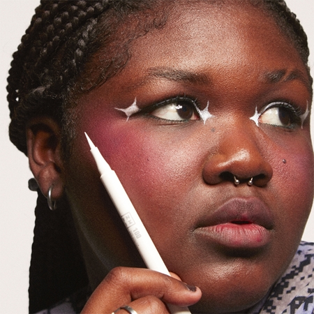 3INA The Color Pen Eyeliner oční linky ve fixu