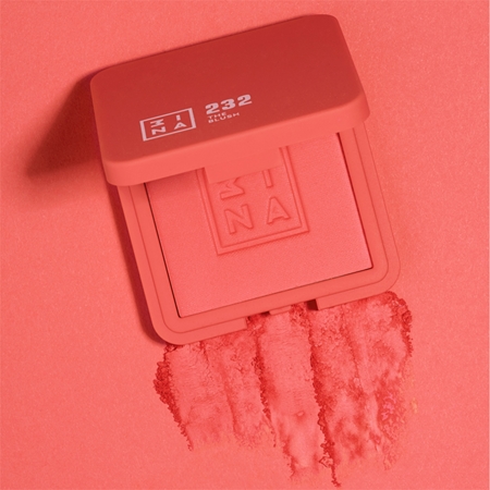 3INA The Blush kompaktno rdečilo