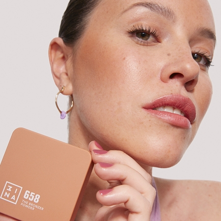 3INA The Bronzer Powder kompaktni bronz puder