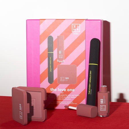 3INA Kit The Love One makeup set in gift packaging