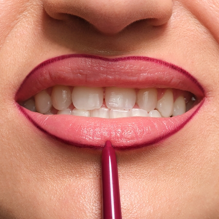 3INA The Automatic Lip Pencil Lūpu kontūrzīmulis