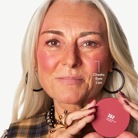 3INA The No-Rules Powder multifunkční líčidlo pro oči, rty a tvář