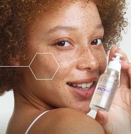 A-Derma Epitheliale Ultra Repair VIT C+ Radiance Repairing Serum regenerirajući serum za posvjetljivanje s vitaminom C