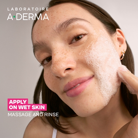 A-Derma Exomega Calming Cleansing Gel Gel Makeup Remover with soothing effect