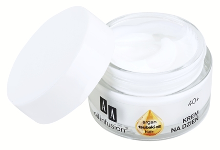 AA Cosmetics Oil Infusion2 Argan Tsubaki 40+ denný krém na obnovu pevnosti pleti s protivráskovým účinkom