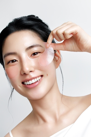 Abib PDRN Retinal Eye Patch Glow Jelly eye pads to treat wrinkles, puffiness and dark circles