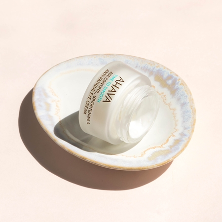 AHAVA Time To Smooth vlažilna krema za predel okoli oči z gladilnim učinkom