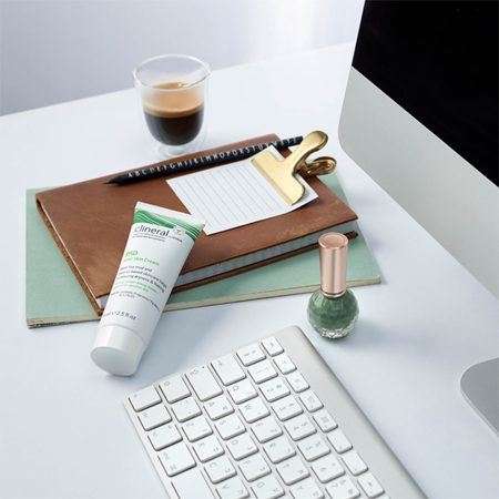 AHAVA Clineral PSO інтенсивний зволожуючий крем для сухої та подразненої шкіри
