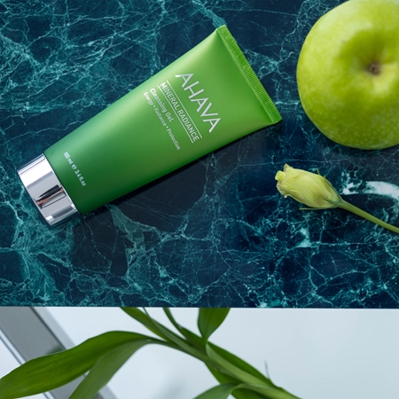 AHAVA Mineral Radiance ревитализиращ почистващ гел