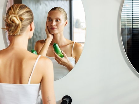 AHAVA Mineral Radiance ревитализиращ почистващ гел