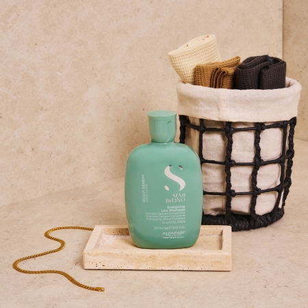 Alfaparf Milano Semi Di Lino Scalp Renew șampon energizant pentru păr fin, slab și casant