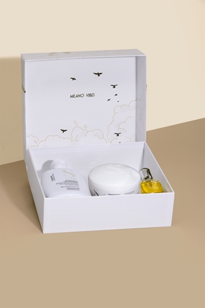 Alfaparf Milano Semi di Lino Diamond Holiday Kit Gift Set for shiny and soft hair
