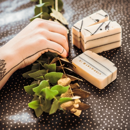 Almara Soap Natural After Tattoo Naturseife mit beruhigender Wirkung