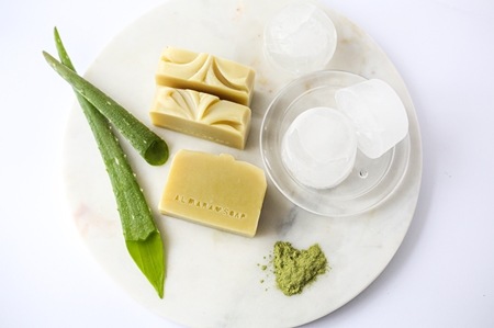 Almara Soap Natural Aloe Vera handgemachte Seife