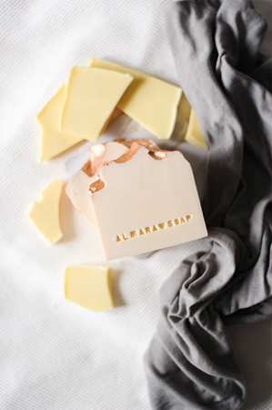 Almara Soap Fancy White Chocolate sãpun lucrat manual