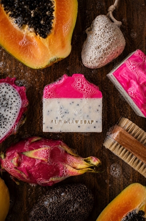 Almara Soap Fancy Tropical Neon Käsitööseep