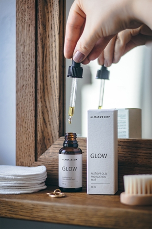 Almara Soap  Glow ulei pentru tenul uscat