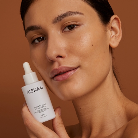 Alpha-H Dawn to Dusk gentle serum SPF 50+