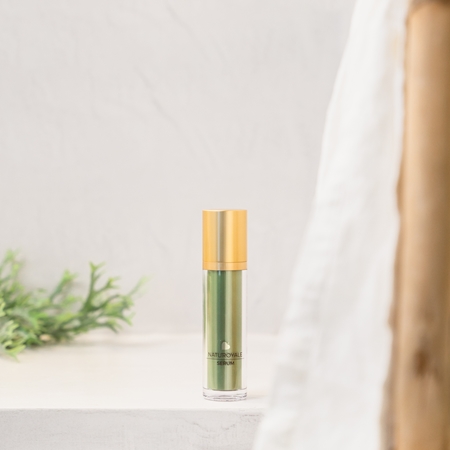 ANNEMARIE BÖRLIND Naturoyale lifting serum