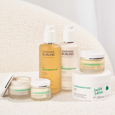ANNEMARIE BÖRLIND LL REGENERATION Holiday Set σετ δώρου για ενυδάτωση και σύσφιξη του δέρματος
