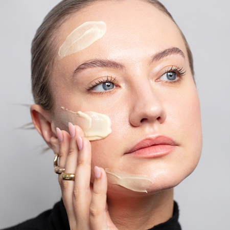 Antipodes Aura Manuka Honey Mask čisticí a zklidňující pleťová maska s medem