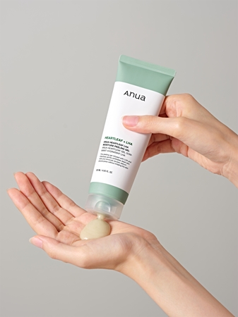 Anua Heartleaf LHA Moisture Peeling Gel jemný gelový peeling pro citlivou pleť se sklonem k akné