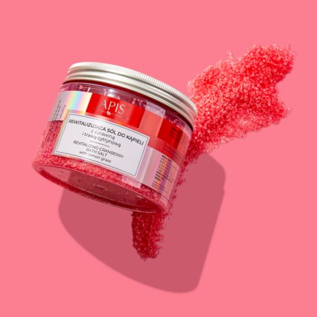Apis Natural Cosmetics Cranberry Vitality relaxačná soľ do kúpeľa s minerálmi z Mŕtveho mora