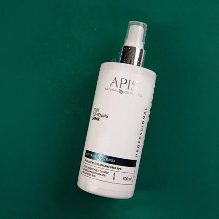 Apis Natural Cosmetics Api-Podo změkčující péče na popraskanou pokožku chodidel