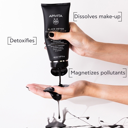 Apivita Cleansing Black Detox Cleansing Gel καθαριστικό τζελ με ενεργό άνθρακα Για πρόσωπο και μάτια