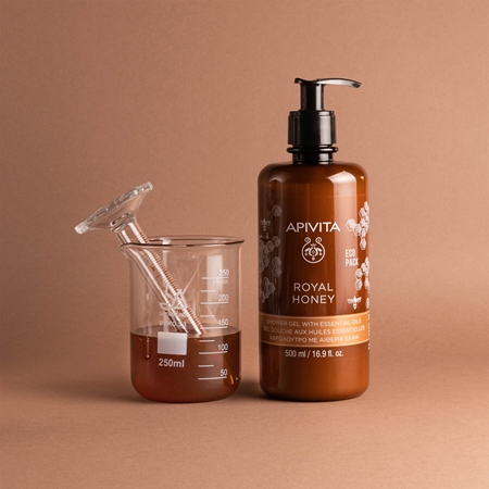 Apivita Royal Honey Creamy Shower Gel moisturising shower gel with essential oils