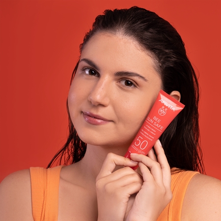 Apivita Bee Sun Safe Hydra Fresh Face Gel-Cream SPF50 gel-crème hydratant SPF 50