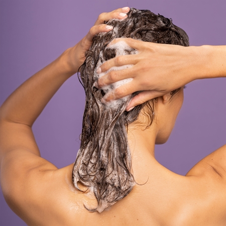 Apivita Sensitive Scalp Shampoo σαμπουάν για ευαίσθητο και ερεθισμένο δέρμα της κεφαλής