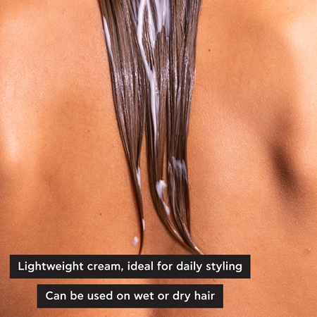 Apivita Hyaluronic Hydra Leave In Conditioner balzam brez spiranja z vlažilnim učinkom