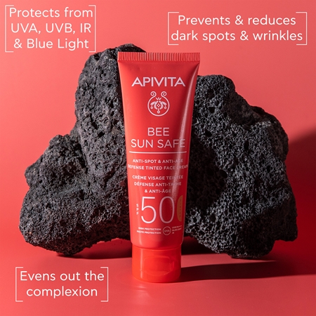 Apivita Bee Sun Safe Anti-Spot and Anti-Age Tinted Face Cream SPF50 сонцезахисний тонуючий крем для шкіри обличчя SPF 50