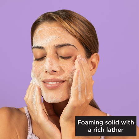 Apivita Cleansing Solid Foamy Cleanser čistiace tuhé mydlo s hydratačným účinkom