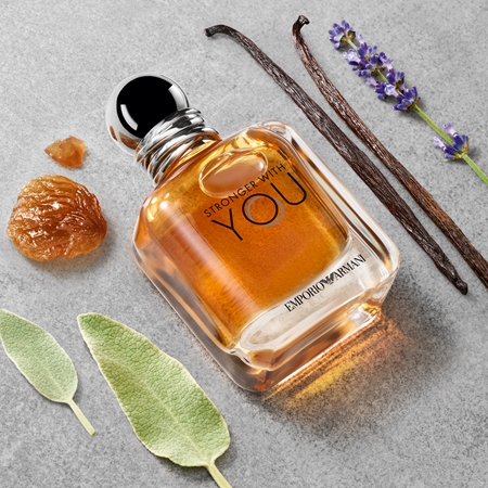 Prova il profumo Armani Stronger with You notino