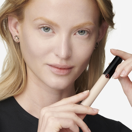 Armani Power Fabric+ Concealer Kauapüsiv peitekreem